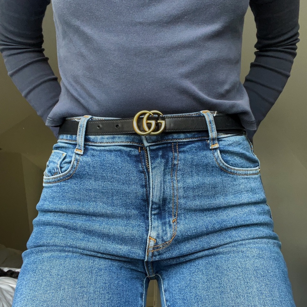 Gucci thin leather belt with Double G buckle